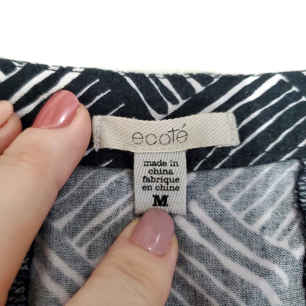 Ecote | Patterned Pocket Button Up Tunic - Picture 3 of 7